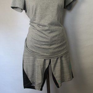 *25% OFF XMAS SALE!* Gray and Black Fox Athletic Shorts - Size Small